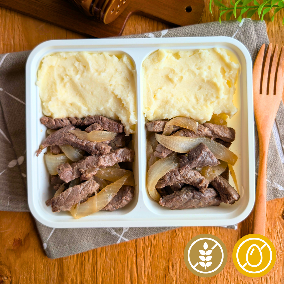 Bife Acebolado com Purê de Batata "Mistura Dupla"