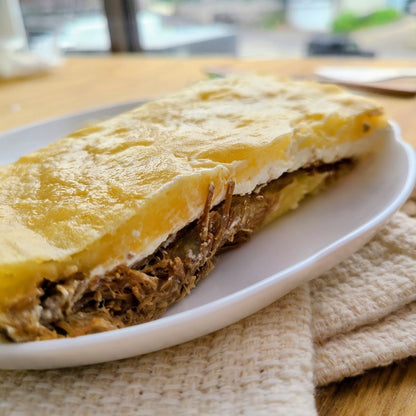 Escondidinho de Mandioca com Carne e Requeijão “Família”